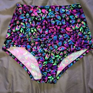 rave wonderland bottoms
